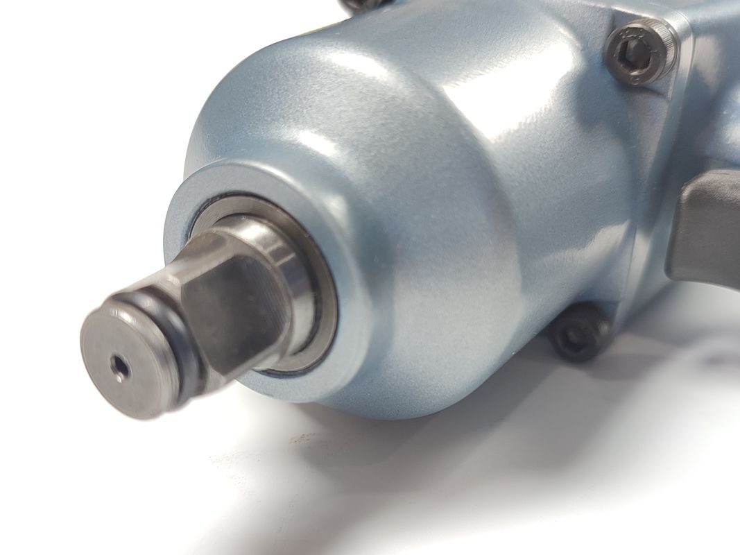 1.7kg 750nm छोटा एयर इम्पैक्ट रिंच गन 1/2 इंच एयर इनलेट 3/8 इंच मिन नली आकार